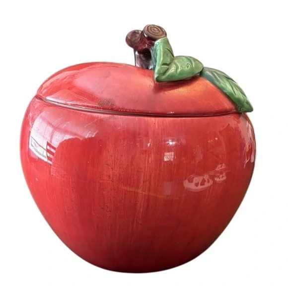 Jay Imports Red Apple Cookie Jar Canister 9” Ceramic Porcelain has Chip on Lid - Picture 2 of 7